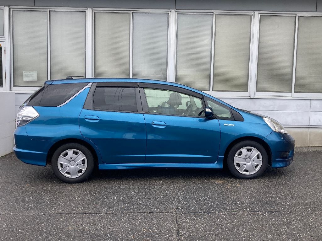 HONDA FIT SHUTTLE