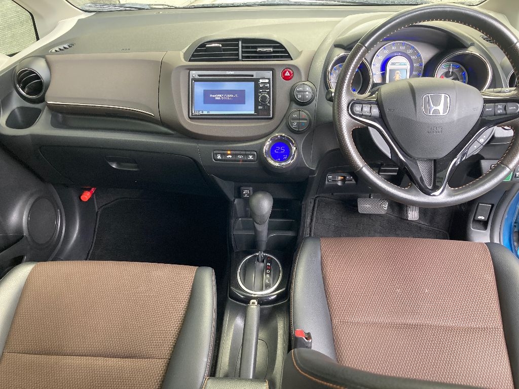 HONDA FIT SHUTTLE