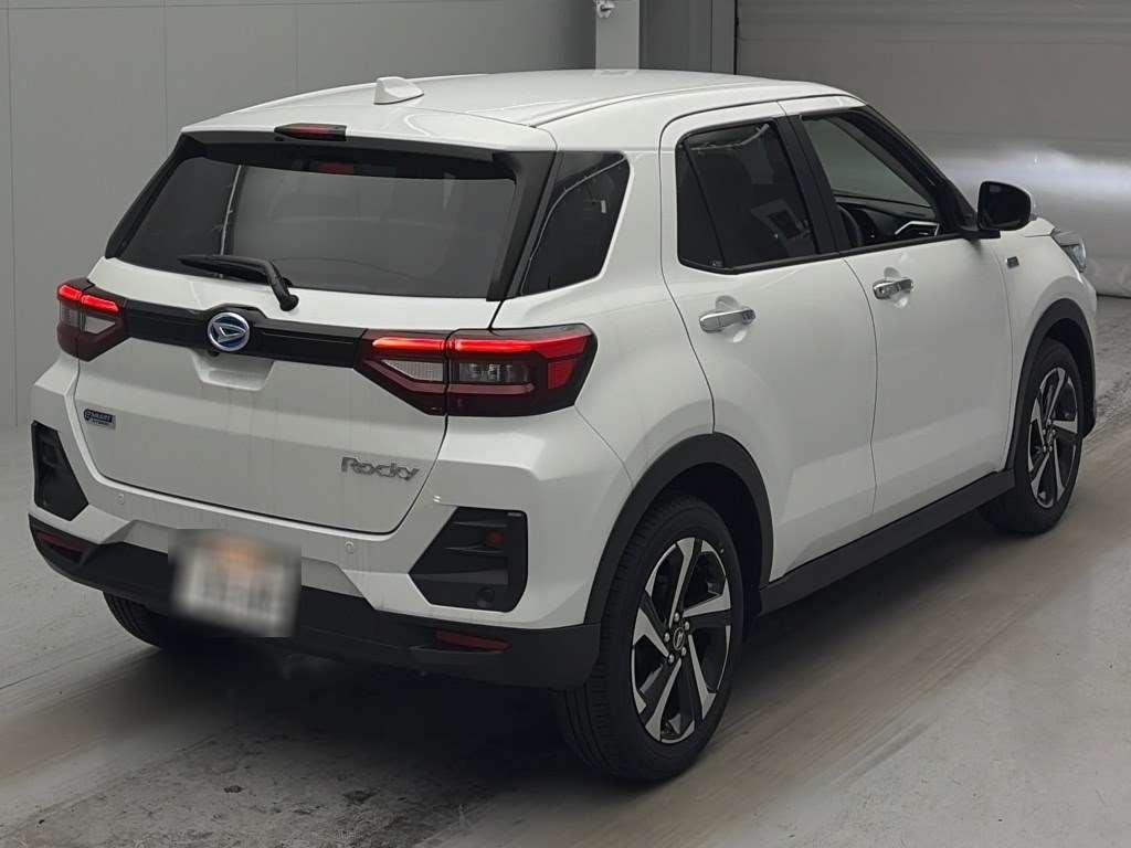 DAIHATSU ROCKY
