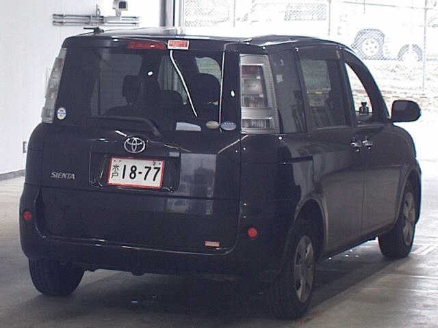 TOYOTA SIENTA