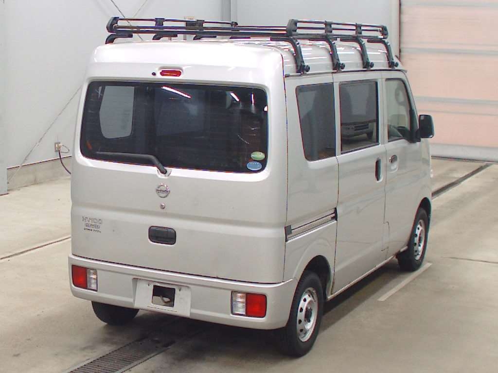 NISSAN NV100 CLIPPER