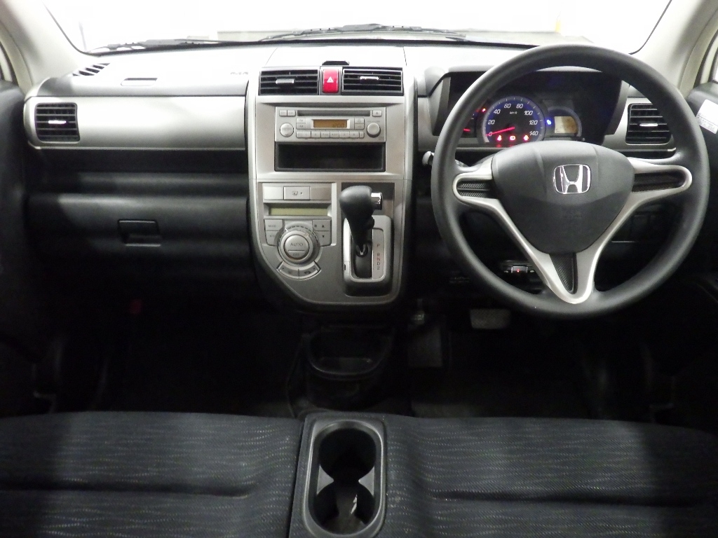 HONDA ZEST