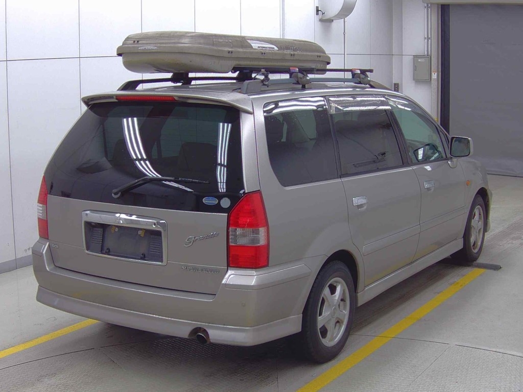MITSUBISHI CHARIOT GRANDIS