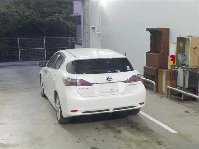 LEXUS CT200H