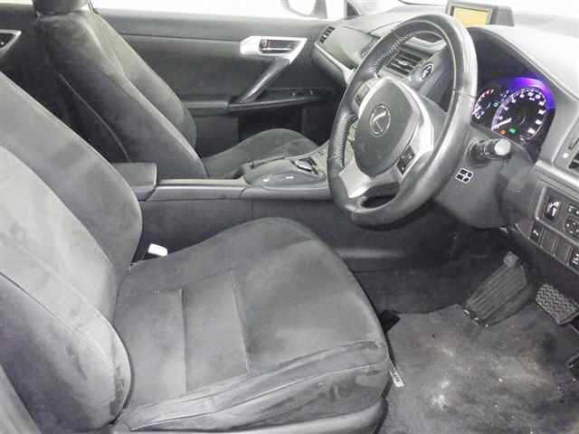 LEXUS CT200H