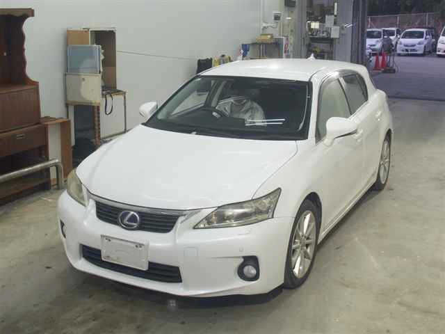 LEXUS CT200H