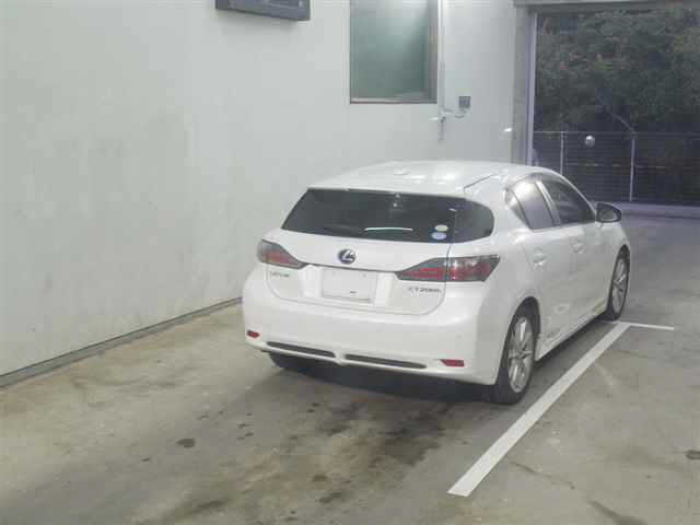 LEXUS CT200H