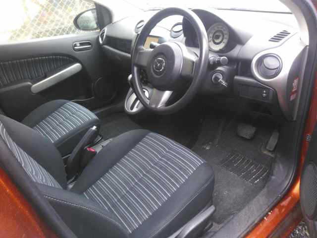 MAZDA DEMIO