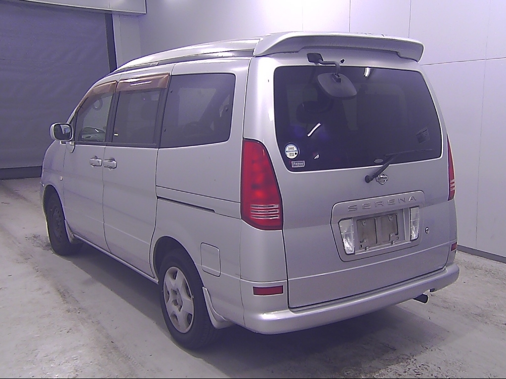 NISSAN SERENA