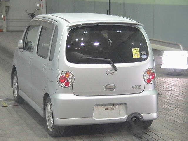 DAIHATSU MOVE LATTE
