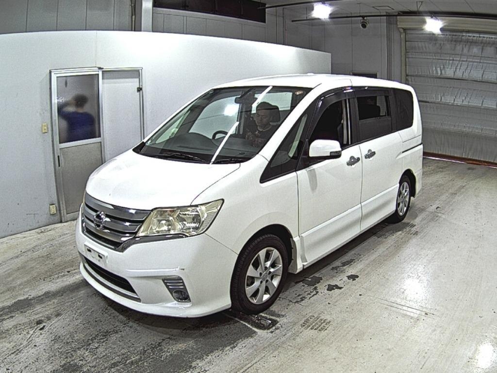 NISSAN SERENA