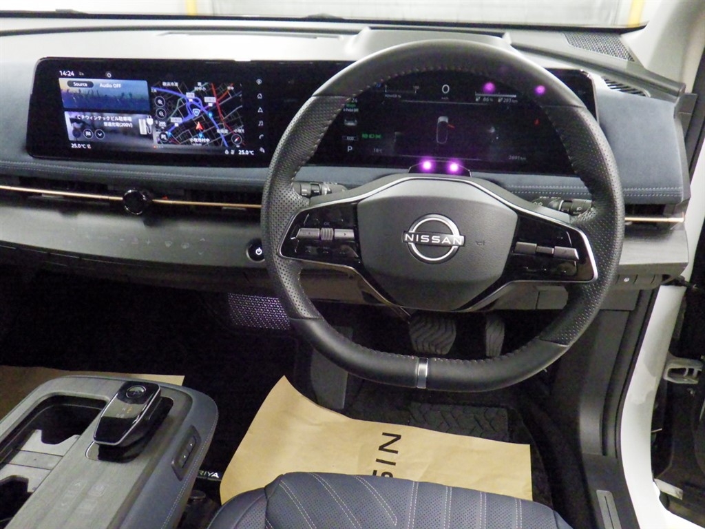 NISSAN ARIYA