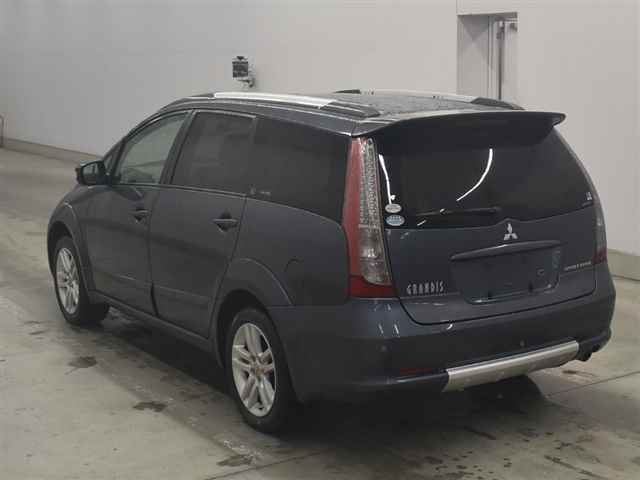 MITSUBISHI GRANDIS