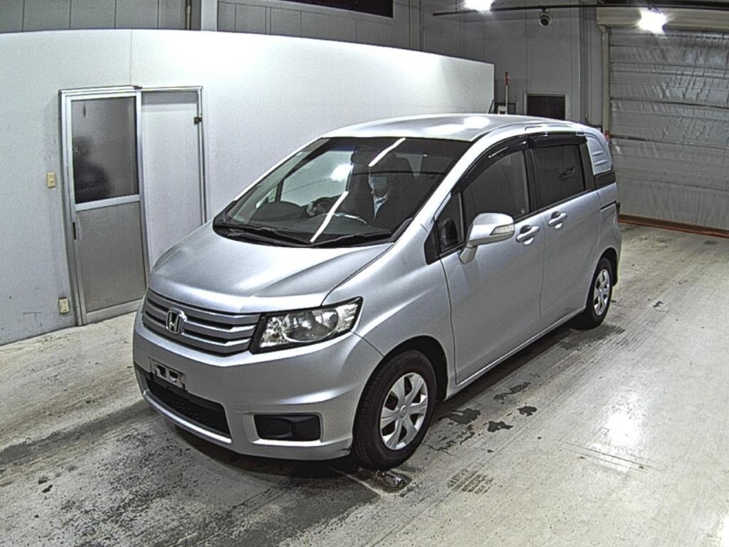 HONDA FREED SPIKE