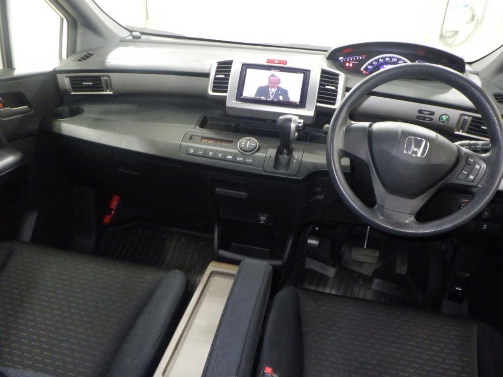 HONDA FREED SPIKE