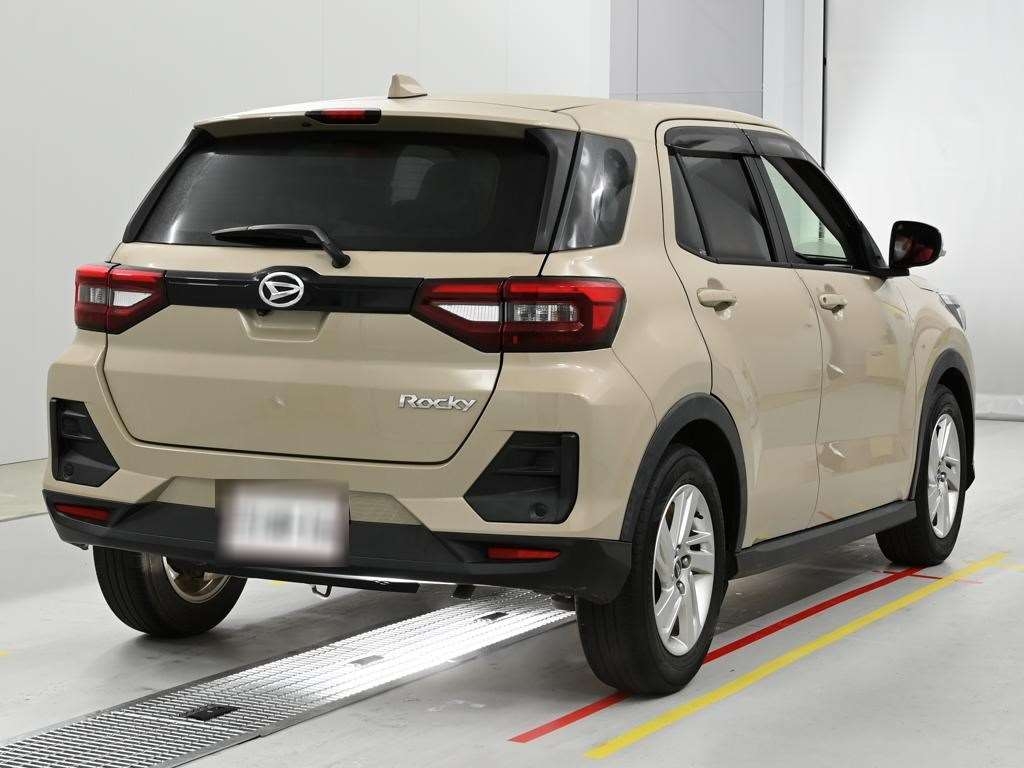 DAIHATSU ROCKY