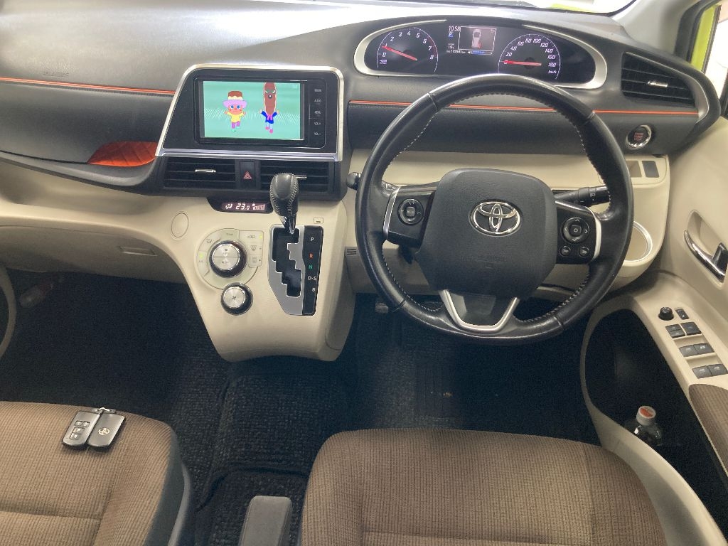 TOYOTA SIENTA