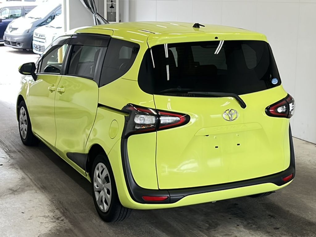 TOYOTA SIENTA