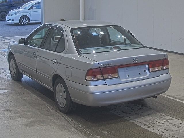 NISSAN SUNNY