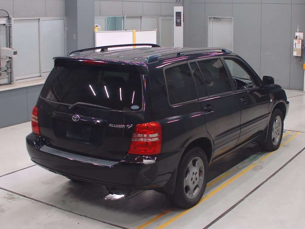 TOYOTA KLUGER V