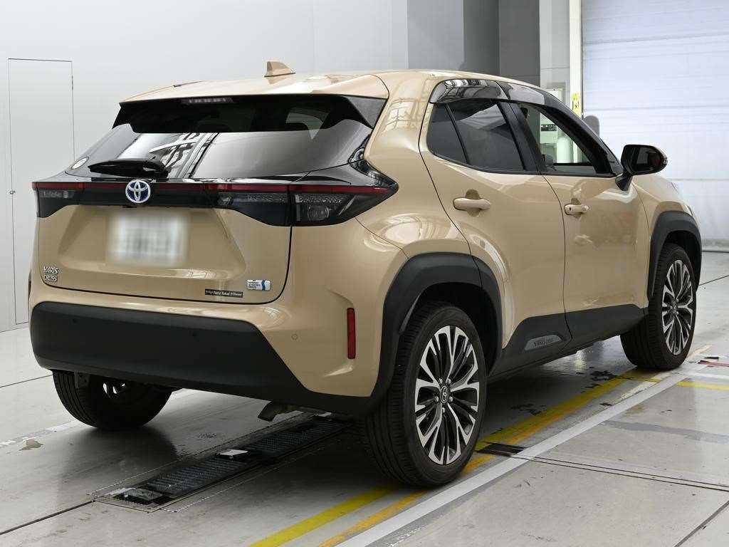TOYOTA YARIS CROSS