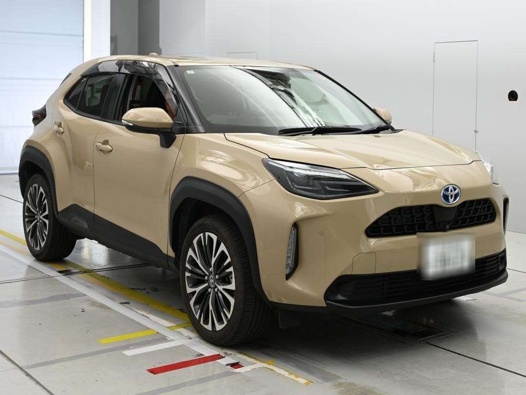 TOYOTA YARIS CROSS