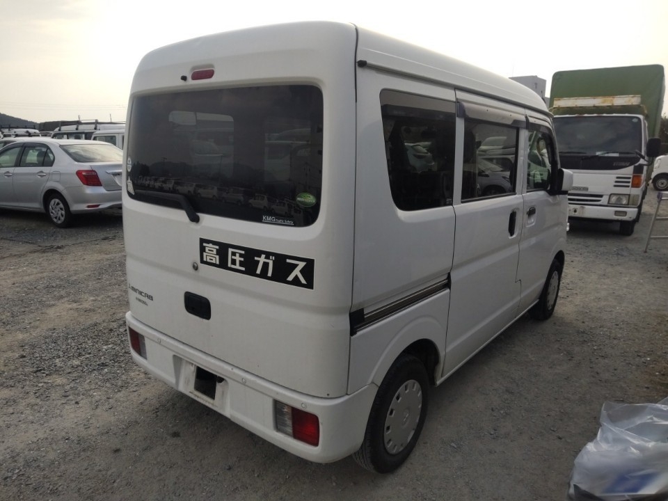 MITSUBISHI MINICAB