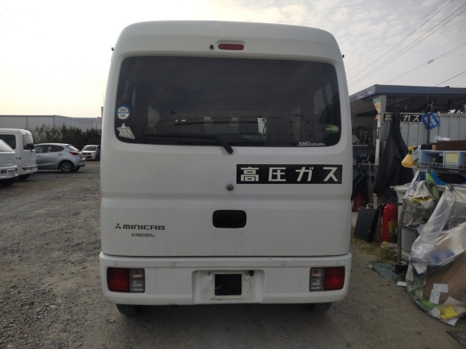 MITSUBISHI MINICAB