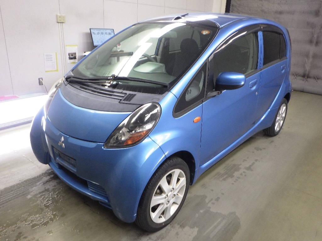 MITSUBISHI I