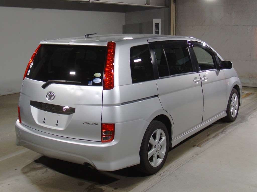 TOYOTA ISIS