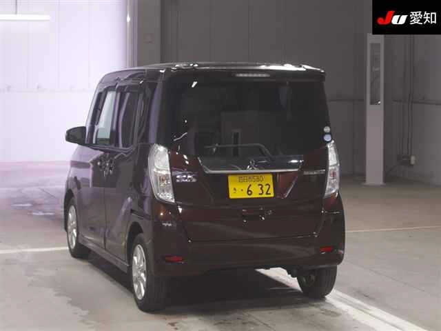 MITSUBISHI EK SPACE