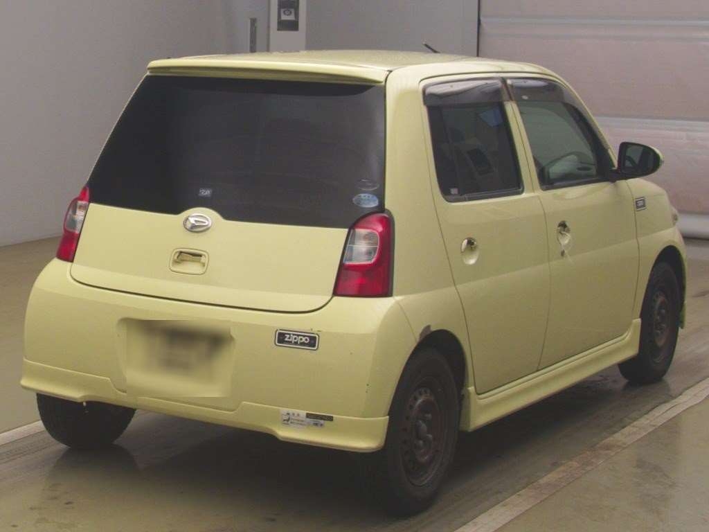 DAIHATSU ESSE
