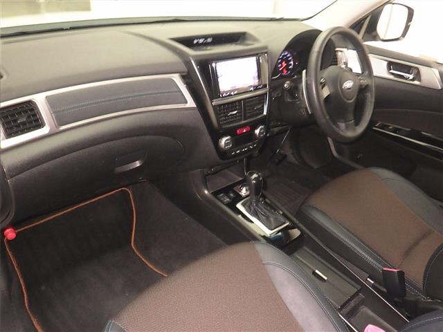 SUBARU EXIGA CROSSOVER 7