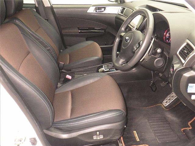 SUBARU EXIGA CROSSOVER 7