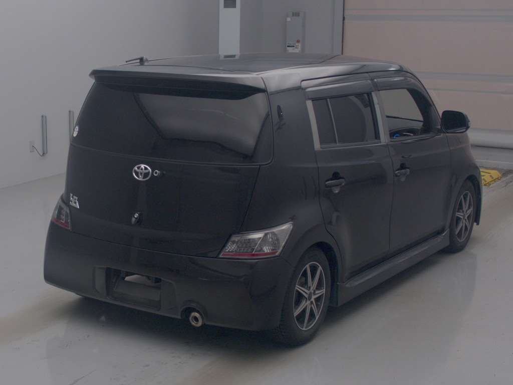 TOYOTA BB