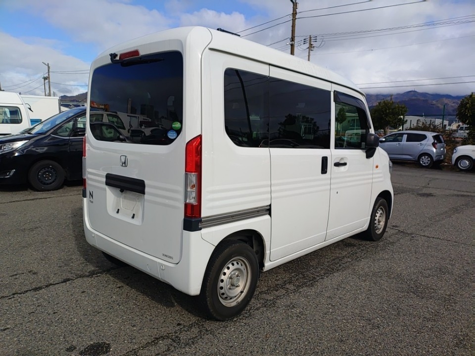HONDA N-VAN