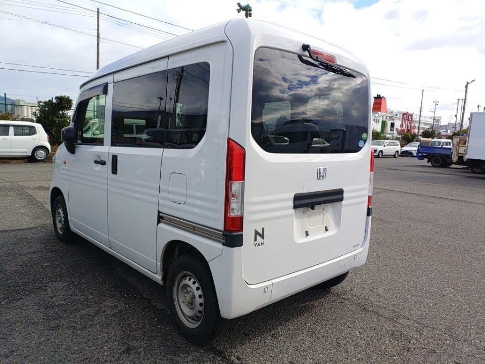 HONDA N-VAN