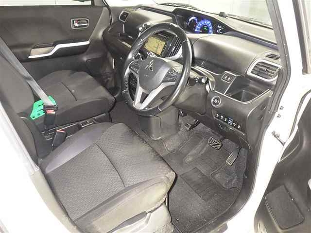 MITSUBISHI DELICA D:2
