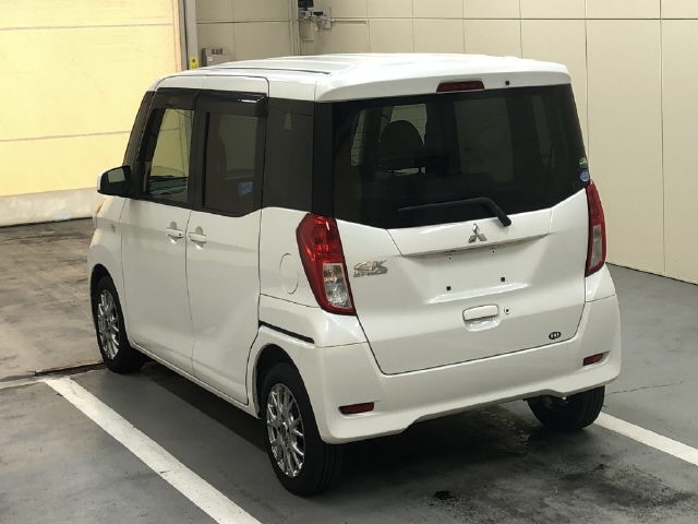 MITSUBISHI EK SPACE