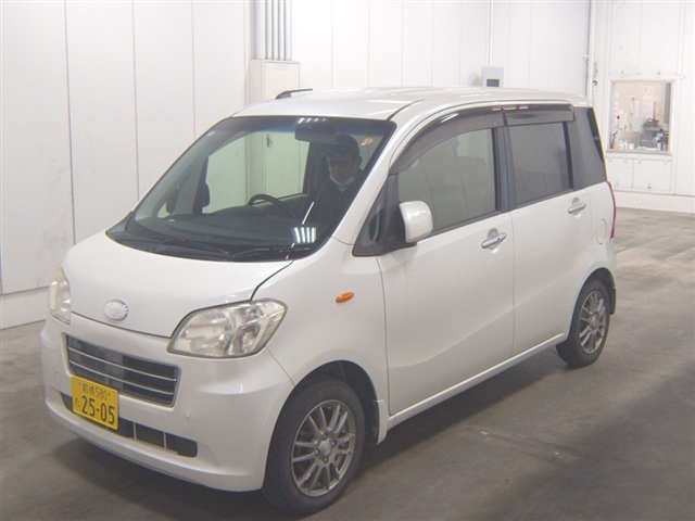 SUBARU LUCRA