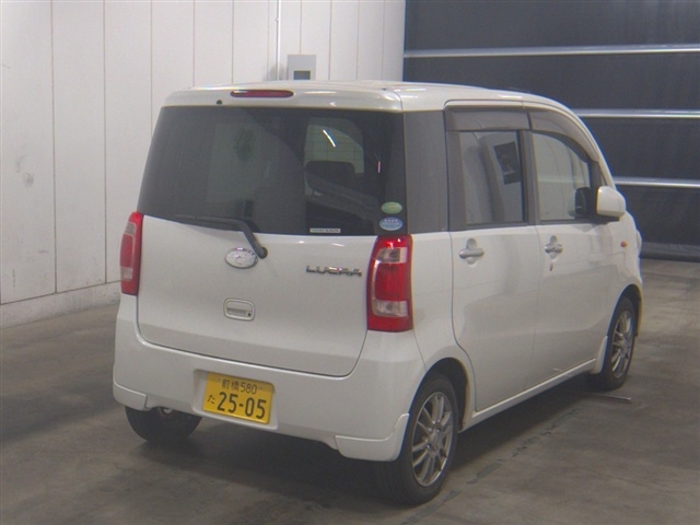 SUBARU LUCRA