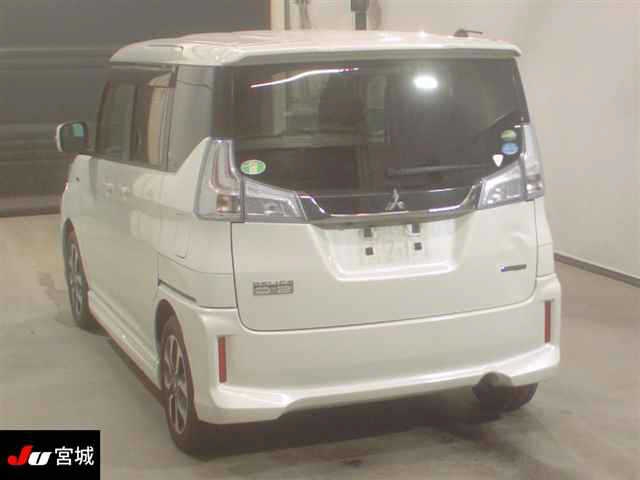 MITSUBISHI DELICA D:2