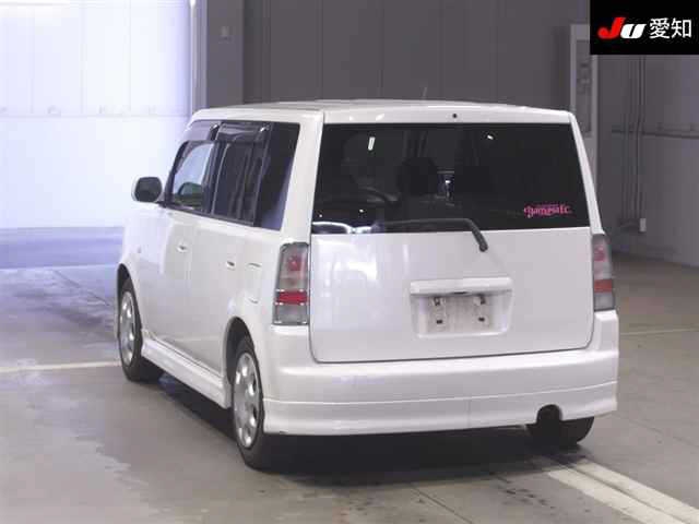 TOYOTA BB