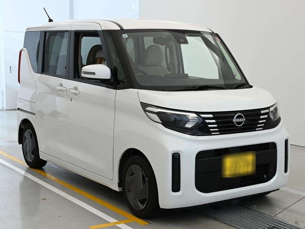 NISSAN ROOX