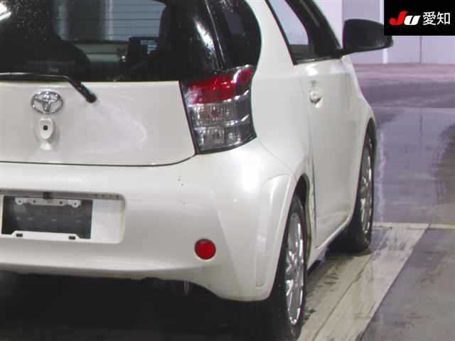 TOYOTA IQ