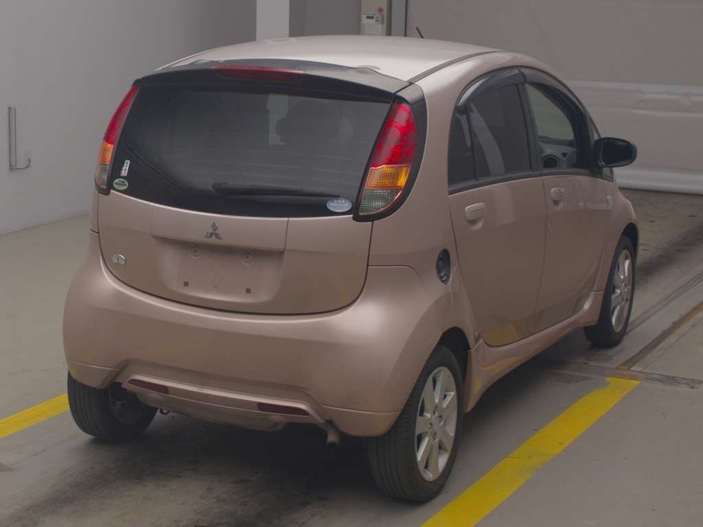 MITSUBISHI I