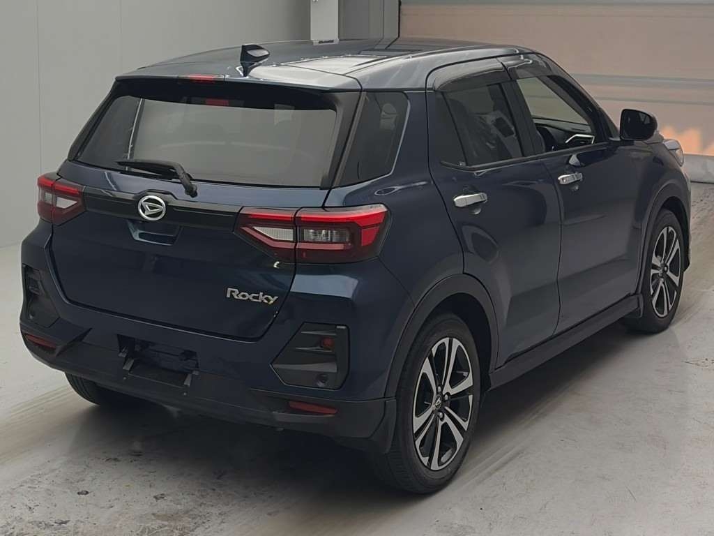 DAIHATSU ROCKY
