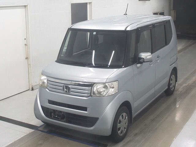 HONDA N-BOX+