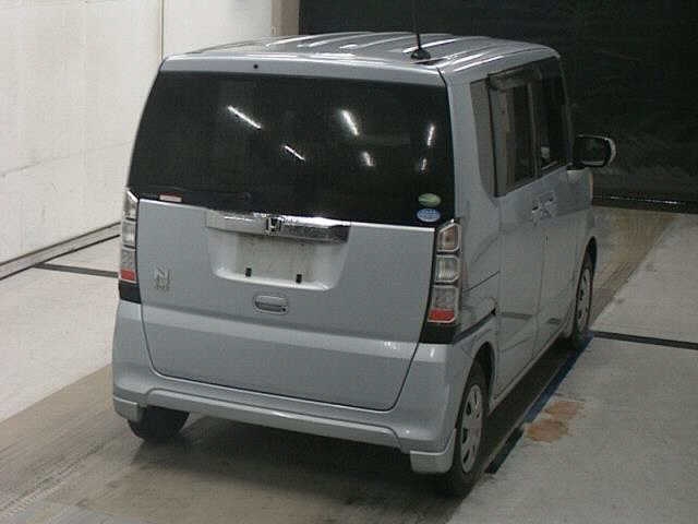 HONDA N-BOX+