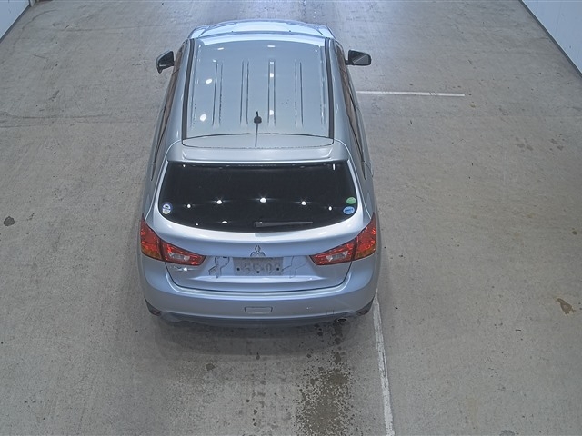 MITSUBISHI RVR
